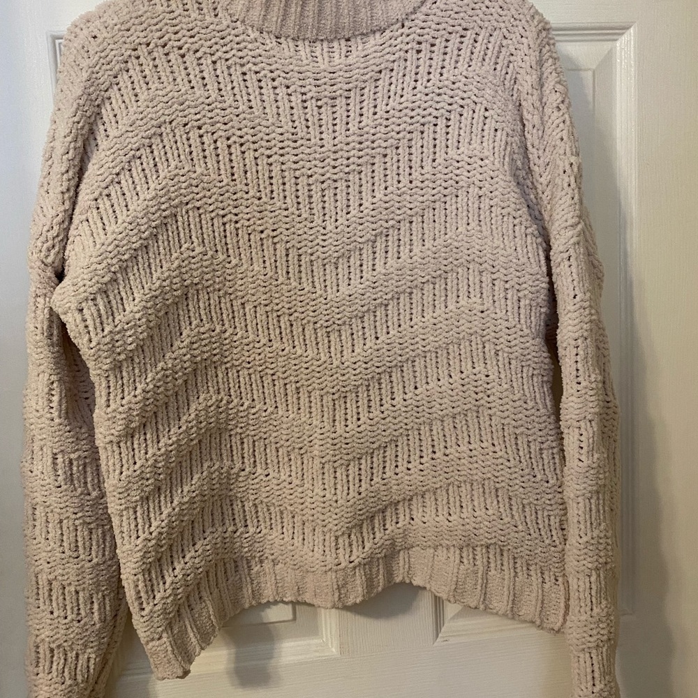 Women’s sweater